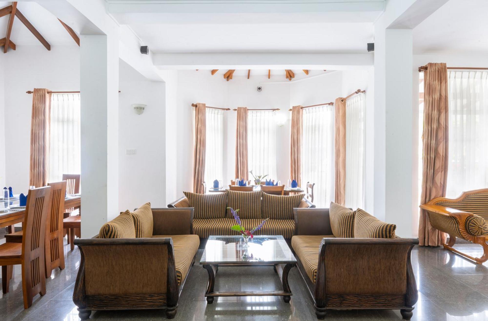 Aaradhya Nuwara Eliya Hotel Buitenkant foto